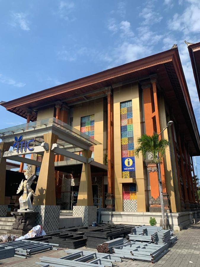 Fello B&B Hostel Legian  Exterior photo